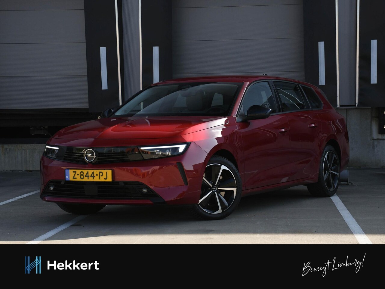 Opel Astra Sports Tourer - Edition 1.6 Turbo Plug In Hybrid 180pk Automaat NAVI | ADAP. CRUISE | TREKHAAK | APPLE CAR - AutoWereld.nl