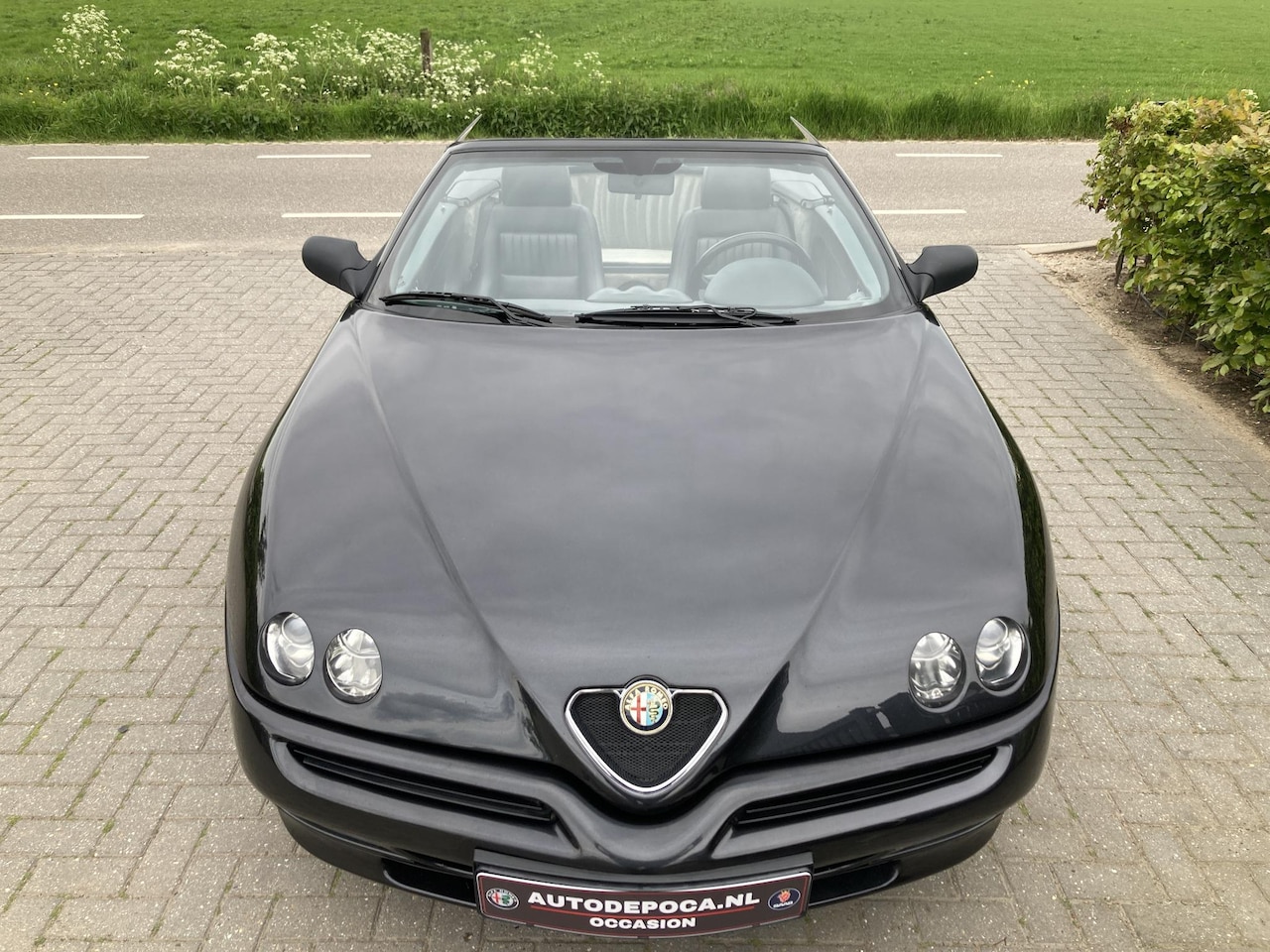 Alfa Romeo Spider - 2.0-16V T.Spark L Spoedig met prijs en foto’s! - AutoWereld.nl