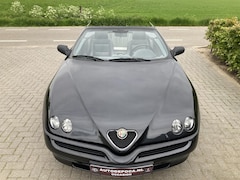 Alfa Romeo Spider - 2.0-16V T.Spark L Spoedig met prijs en foto’s