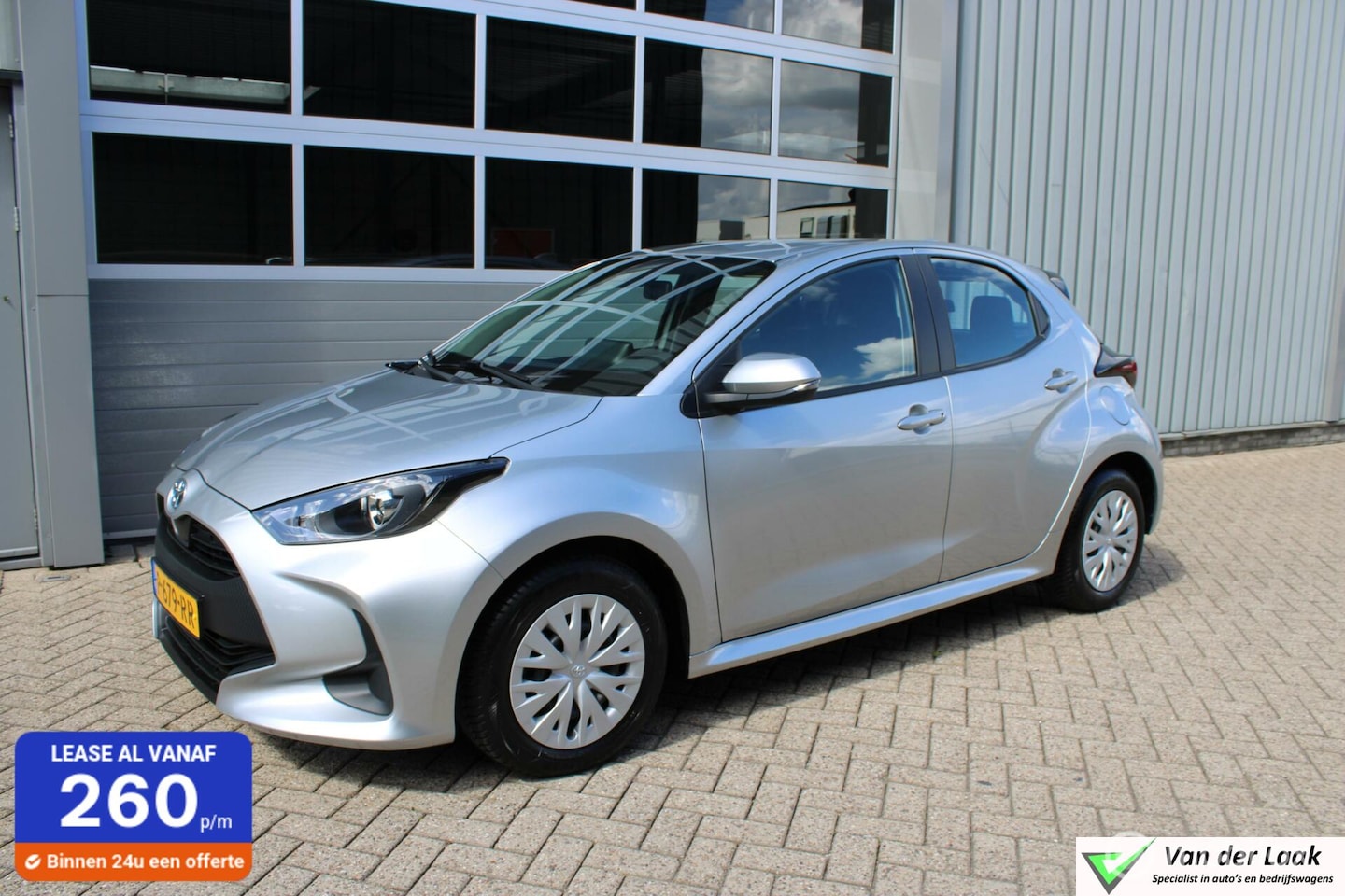 Toyota Yaris - 1.5 Hybrid Active | 1e Eigenaar | Navigatie | Camera. - AutoWereld.nl