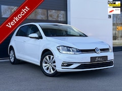 Volkswagen Golf - 1.0 TSI Comfortline Business Carplay|Camera