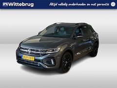 Volkswagen T-Roc - 1.5 TSI 150PK DSG R-Line Business / Black Style / Digital Cockpit Pro / Panoramisch schuif