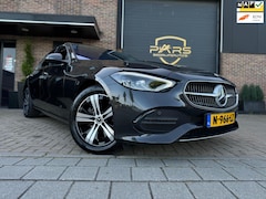 Mercedes-Benz C-klasse - 180 Luxury Line Automaat 170PK zeer nette Dealer Garantie