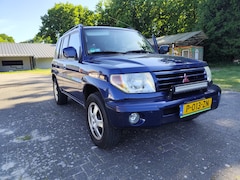 Mitsubishi Pajero Pinin - 1.8 MPI GLX Long Body