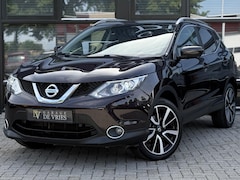 Nissan Qashqai - 1.2 Tekna + Panoramadak Trekhaak Full Option Garantie