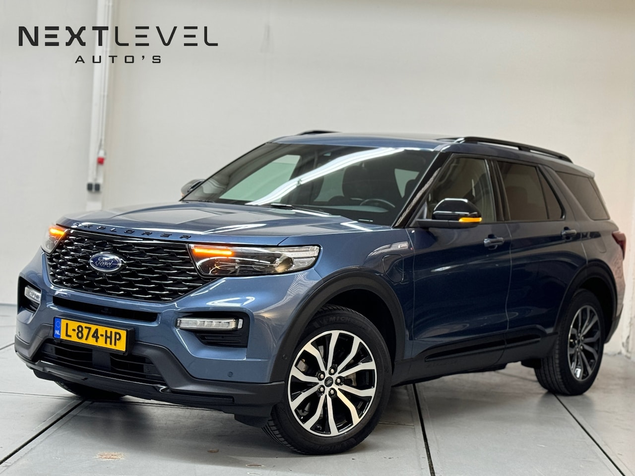 Ford Explorer - 3.0 V6 EcoBoost PHEV ST-Line 7Pers Pano 360 ACP - AutoWereld.nl