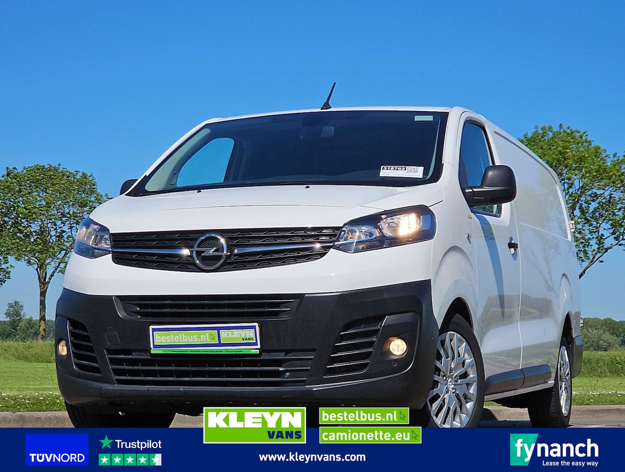 Opel Vivaro - 1.5 L3 XL Navi Euro6 AC! - AutoWereld.nl