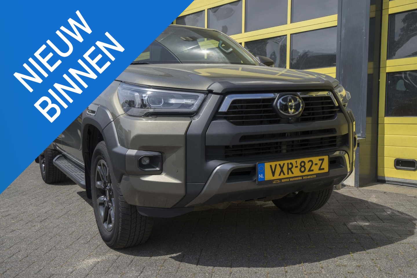 Toyota HiLux - 2.8 D-4D Xtra Cab Invincible 2.8 D-4D Xtra Cab Invincible - AutoWereld.nl