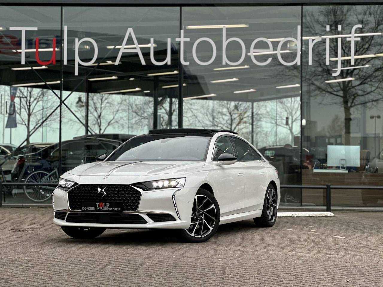 DS 9 - E-Tense RIVOLI+ Clima Cruise Pano Dak LED Trekhaak Mooi! - AutoWereld.nl