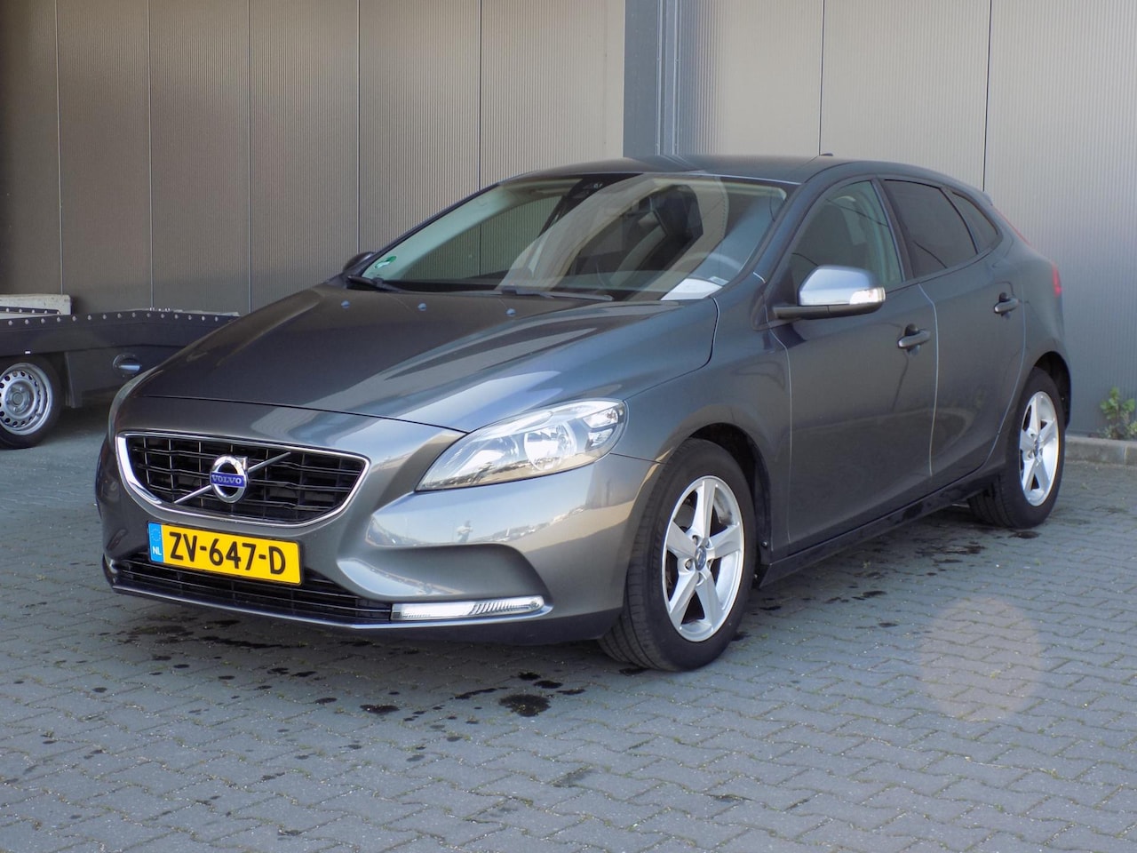 Volvo V40 - 1.6 D2 R-Design 1.6 D2 R-Design - AutoWereld.nl