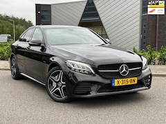Mercedes-Benz C-klasse - 300e AMG Black Edition | Sfeerverlichting | Clima | 18 Inch | LED | Digitale cockpit |