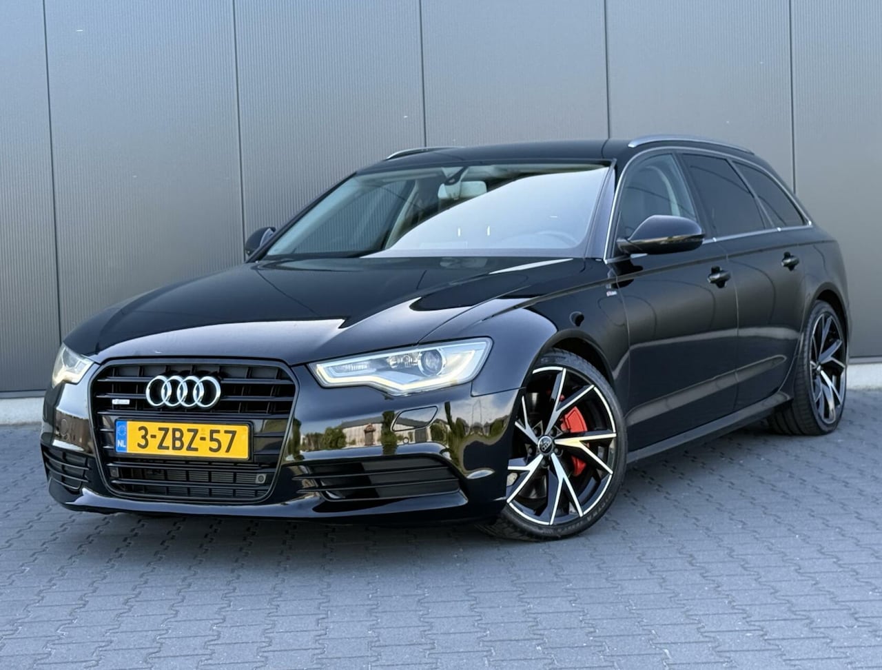 Audi A6 Avant - 3.0 TFSI Quattro S-Line 300+ PK - Leder - Xenon - Camera - AutoWereld.nl