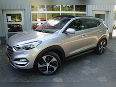Hyundai Tucson - 1.6 T-GDi Premium 4WD / Panorama dak (open)