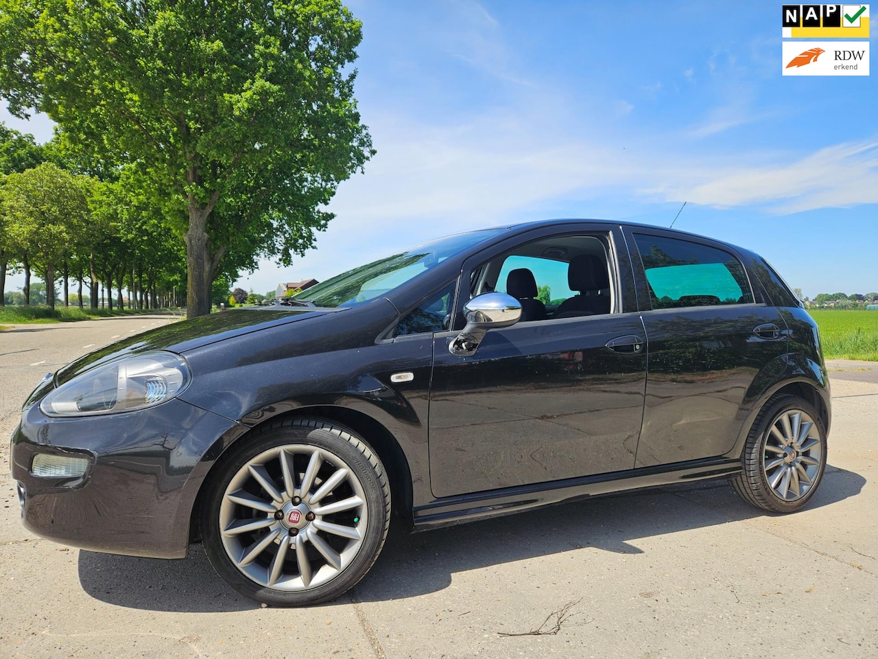 Fiat Punto Evo - 0.9 TwinAir Sport/ clima/ navi/ 78.000 km ( NAP) - AutoWereld.nl