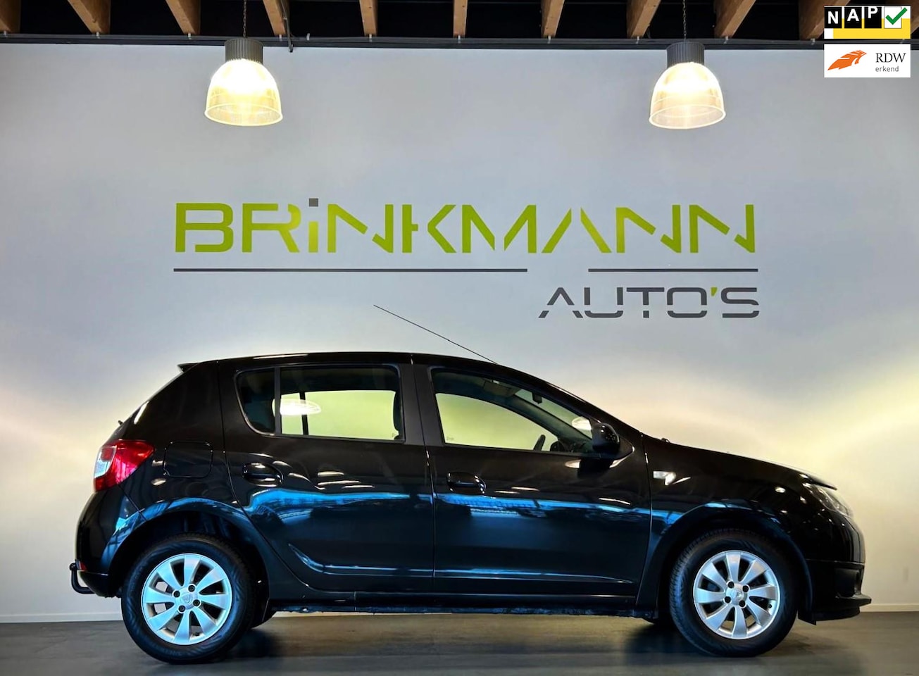 Dacia Sandero - 0.9 TCe Blackline - Airco - Tr.Haak - 1e Eign. - AutoWereld.nl