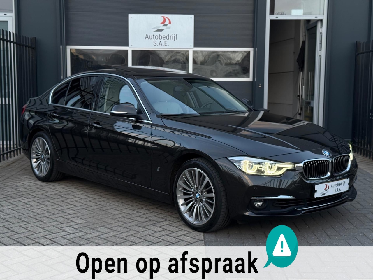 BMW 3-serie - 330e Luxury Line LED LEDER SCHUIFDAK NAVI !! - AutoWereld.nl