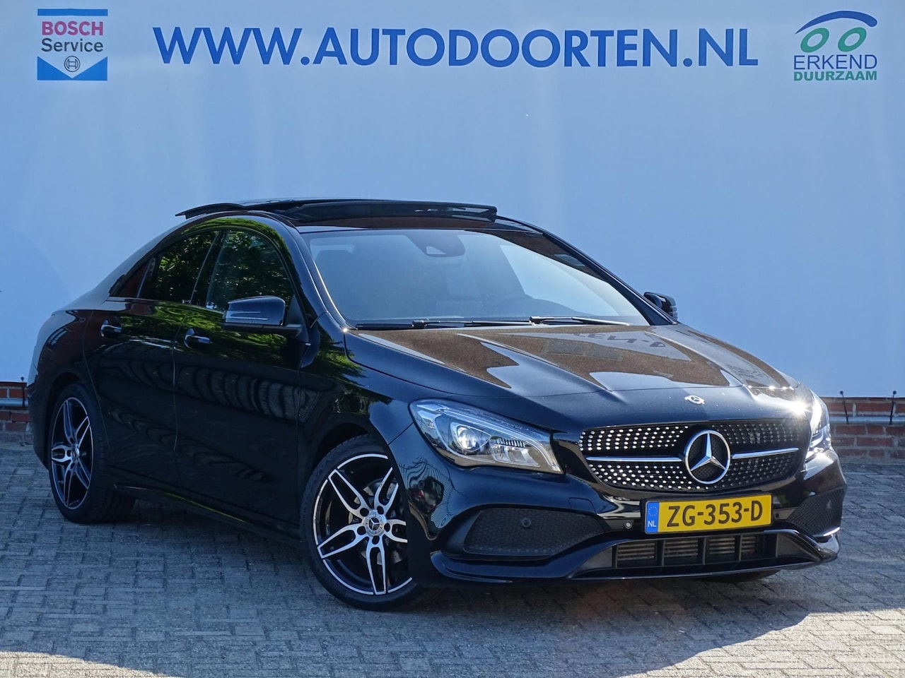 Mercedes-Benz CLA-Klasse - 180 AMG|PANO|CAM|NAVI - AutoWereld.nl