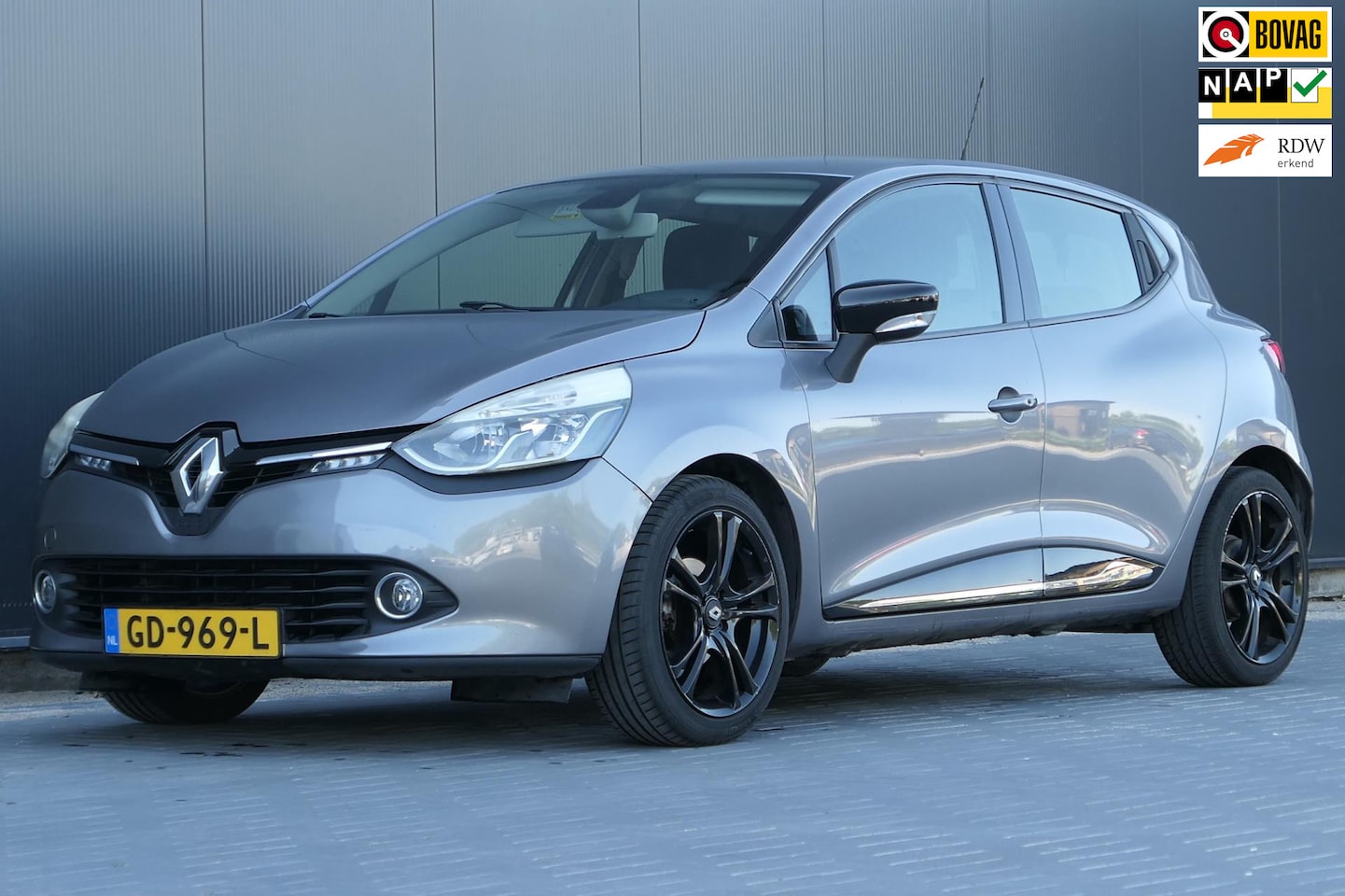 Renault Clio - 0.9 TCe Dynamique Navigatie Airco Cruise Bassreflex - AutoWereld.nl