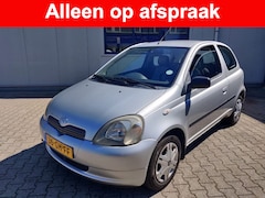 Toyota Yaris - 1.3-16V VVT-i Luna