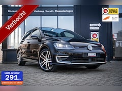 Volkswagen Golf - 1.4 TSI GTE*PANO*CARPLAY*LEDER*18''LM*TREKHK