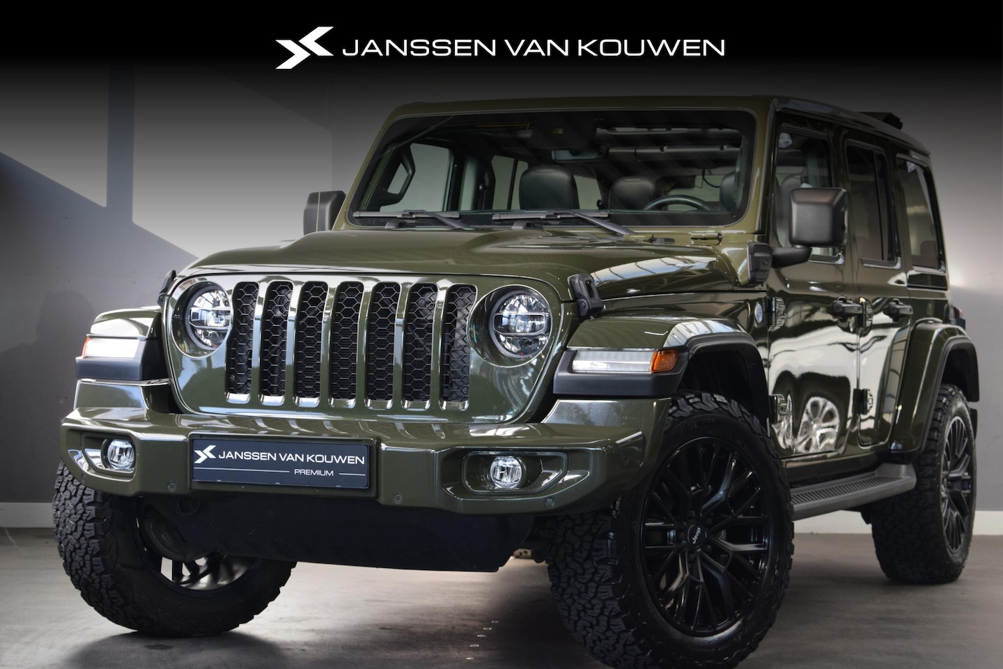 Jeep Wrangler Unlimited - 4xe 380 Sahara / Schuifdak / Camera / Stoel/Stuurverwarming / Alpine Audio - AutoWereld.nl