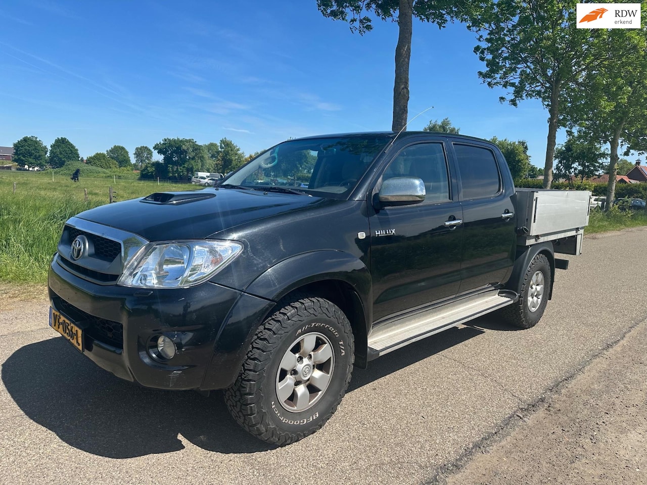Toyota HiLux - 3.0 D-4D SR DC Nieuwe Motor !! - AutoWereld.nl