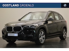 BMW X1 - xDrive20i High Executive Sport Line Automaat / Trekhaak / Achteruitrijcamera / Sportstoele