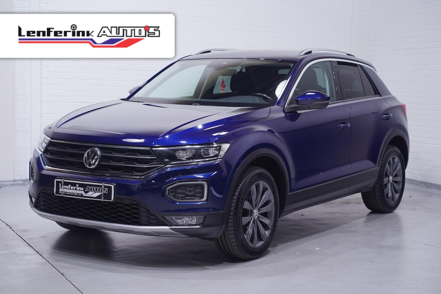 Volkswagen T-Roc - 1.0 TSI Style Navi Clima Apple Carplay Camera  Adaptive cruise NAP - AutoWereld.nl