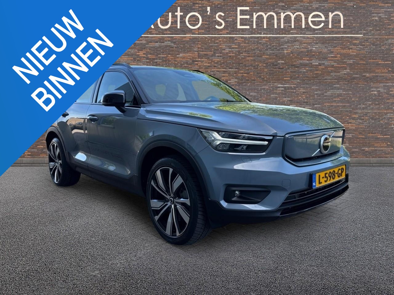 Volvo XC40 - Recharge P8 AWD R-Design 20"LMV SPORTSTOELEN LEDER - AutoWereld.nl