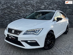 Seat Leon ST - 2.0 TSI FR 190PK Panorama|Cruise Control|Carplay|Front Assist|PDC V+A|DAB|Trekhaak mogelij