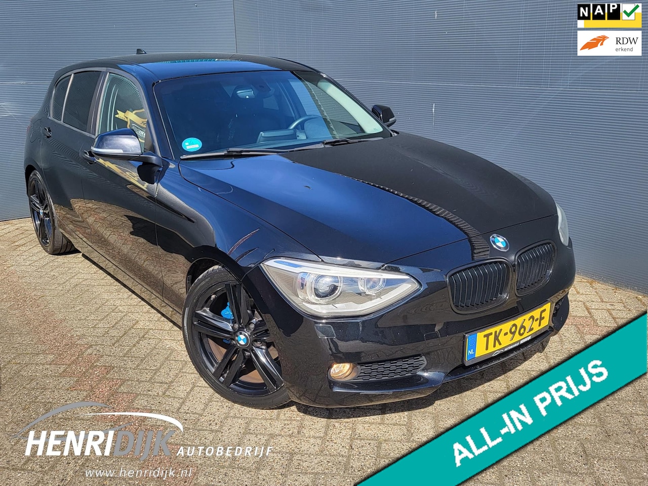 BMW 1-serie - 116d High Executive Automaat / LMV / PDC / Navi / Cruise / Stoelverwarming - AutoWereld.nl