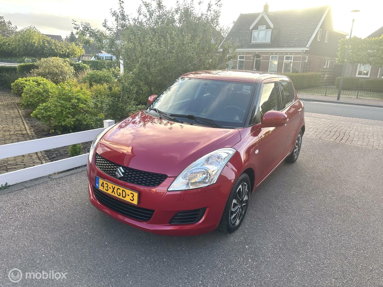 Suzuki Swift - 1.2 Comfort AUTOMAAT 5-DEURS AIRCO ELEKTRISCH PAKKET - AutoWereld.nl