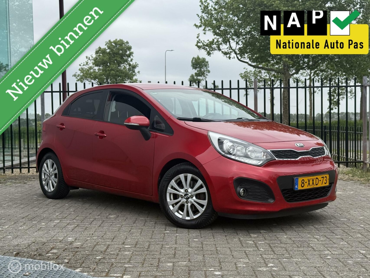 Kia Rio - 1.4 CVVT Executive|Cruise|Sensoren|Keyless|Carplay - AutoWereld.nl