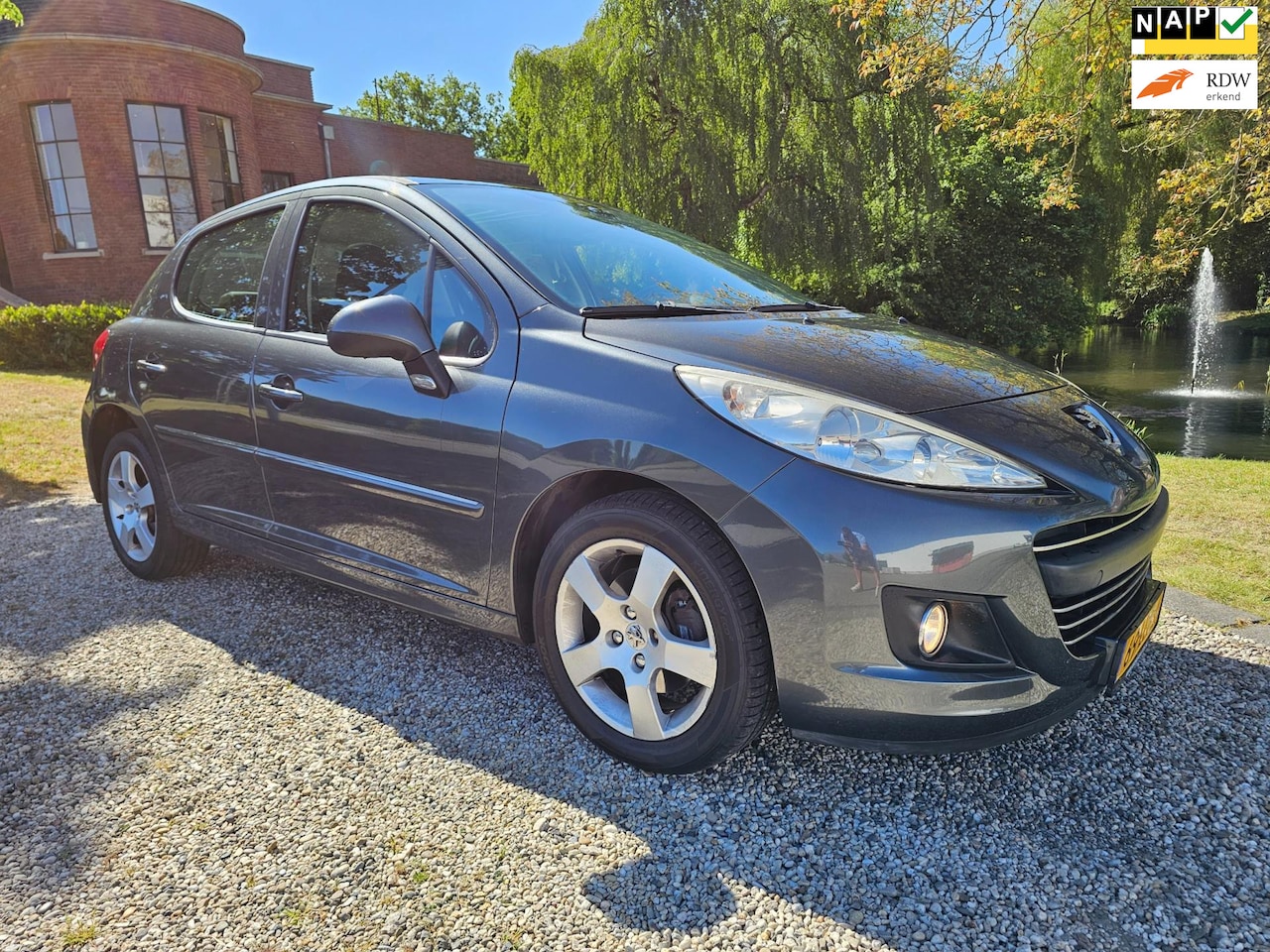 Peugeot 207 - 1.6 VTi XS 5-deurs PANORAMA/airco/CRUISE - AutoWereld.nl