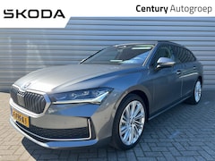 Skoda Superb Combi - 1.5 TSI MHEV First Edition + Panoramadak + Matrix led + 19 inch + stoelverwarming/ventilat