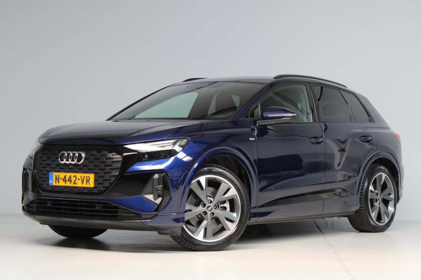 Audi Q4 e-tron - 50 Quattro Launch edition S Competition 77 kWh [ head-up sonos adap. cruise elek. trekhaak - AutoWereld.nl