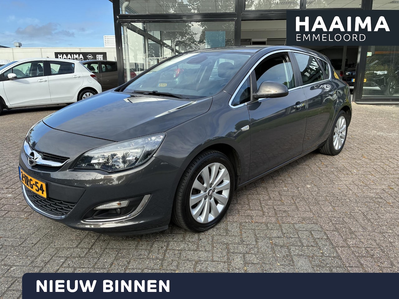 Opel Astra - 1.4 Turbo 140Pk Cosmo 5 Deurs | Climate control | Elektrisch Pakket | Cruise control | 17" - AutoWereld.nl
