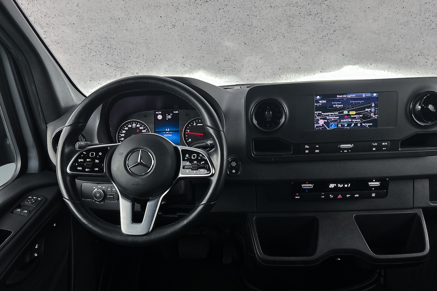 Mercedes-Benz Sprinter - 317 1.9 CDI L2H1 RWD | Camera | Cruise control | LED koplampen | Parkeersensoren | Standka - AutoWereld.nl