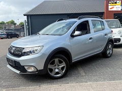 Dacia Sandero Stepway - 0.9 TCe Laureate Stepway*Navigatie*Cruise Control*Trekhaak*Airco