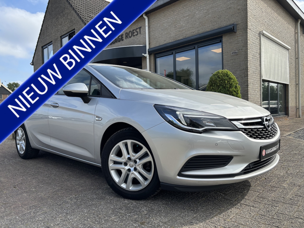 Opel Astra - 5DRS 1.0 Online Edition Navigatie / Carplay / Cruise control - AutoWereld.nl