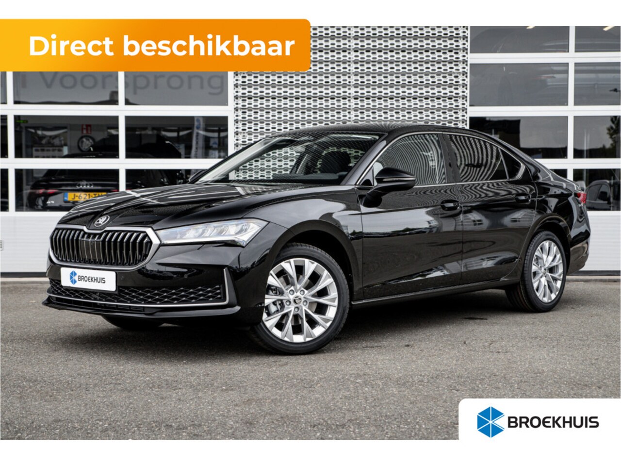 Skoda Superb - First Edition | Achteruitrijcamera | Climatronic, elektronische airconditioning met 3 klim - AutoWereld.nl