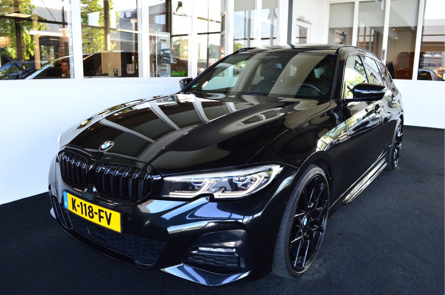 BMW 3-serie Touring - 330i M-Sportedition | Vol ! - AutoWereld.nl