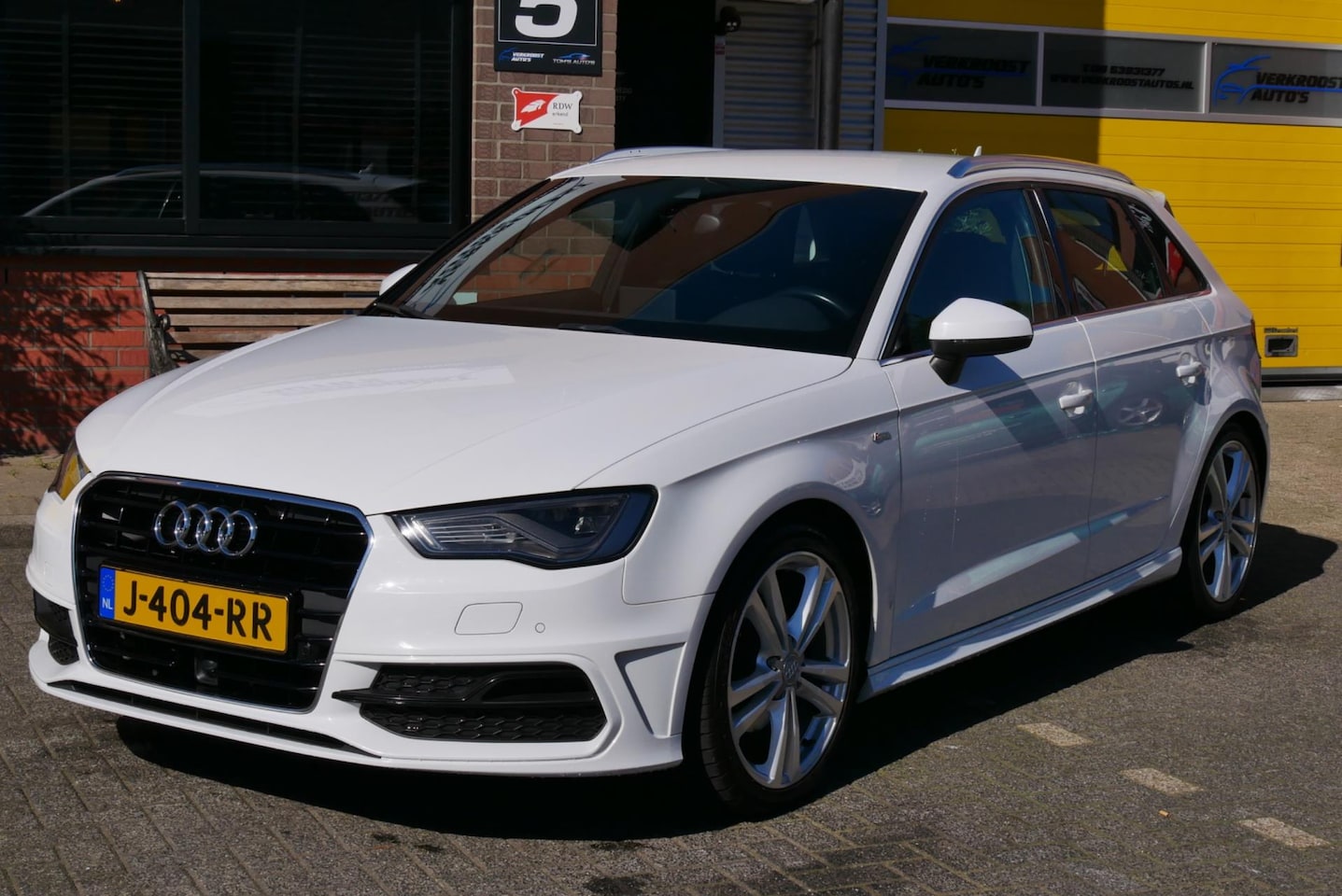 Audi A3 Sportback - 1.2 TFSI Ambition Pro S Line plus. navi. stoelverwarming. - AutoWereld.nl