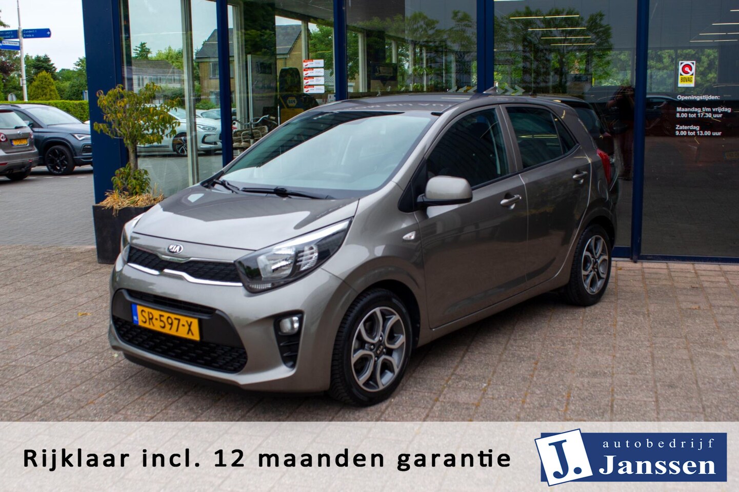 Kia Picanto - 1.0 CVVT ComfortPlusLine Navigator Airco Camera Carplay Lmv Usb - AutoWereld.nl