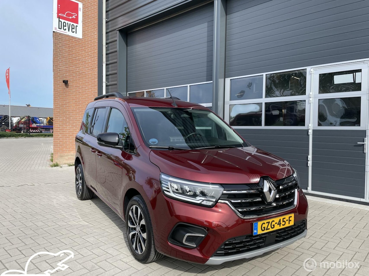 Renault Kangoo - Tce 130 Automaat rolstoelauto - AutoWereld.nl