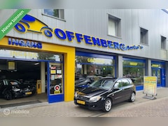 Kia Cerato - 2.0-16V EX Airco