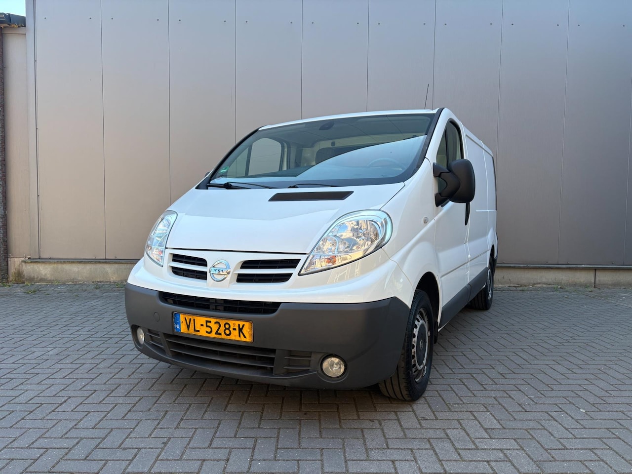 Nissan Primastar - 2.0 dCi L1H1 Business 2.0 dCi L1H1 Business - AutoWereld.nl