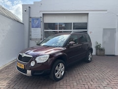 Skoda Yeti - 1.2 TSI Ambition Navi/Cruisecontrol/Airco/Trekhaak/LMvelgen