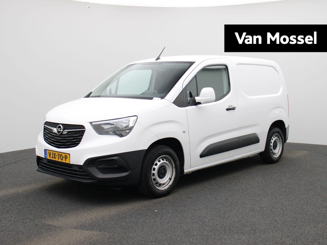 Opel Combo - 1.5D L1H1 Edition | Navigatie | Apple Carplay/Android Auto | Parkeersensoren - AutoWereld.nl