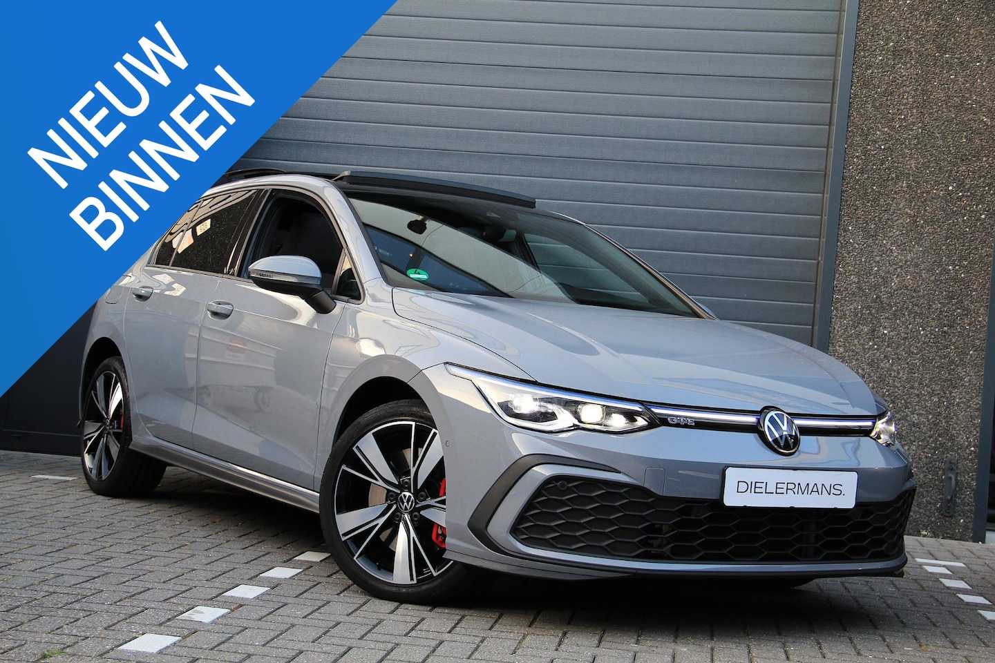 Volkswagen Golf - 1.4 eHybrid GTE Dolphin Grey | Panorama dak | IQ lights voor en achter | Vol | Liefhebbers - AutoWereld.nl